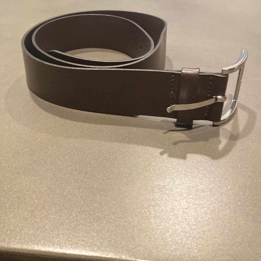 Brown leather Hugo Boss belt